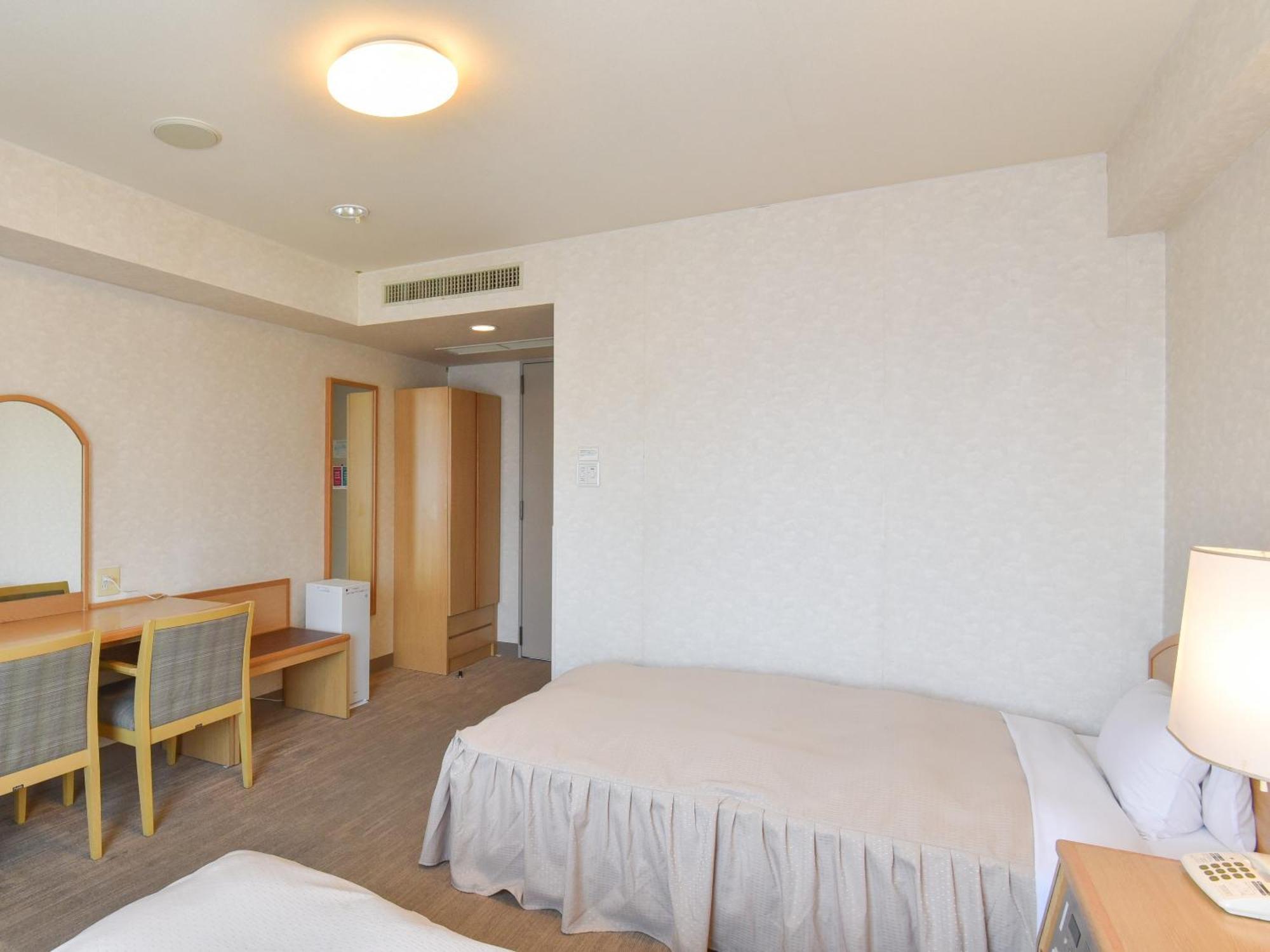 Yokkaichi City Hotel Annex Екстериор снимка
